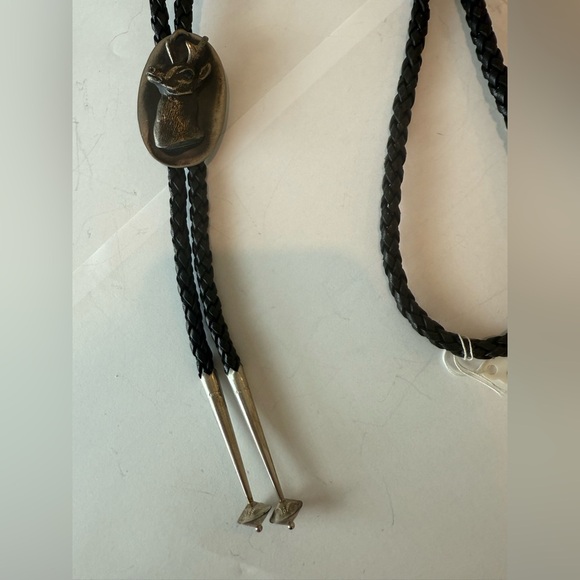 Tony Sanchez Sterling Silver Pronghorn Antelope Bolo Tie - Picture 3 of 6